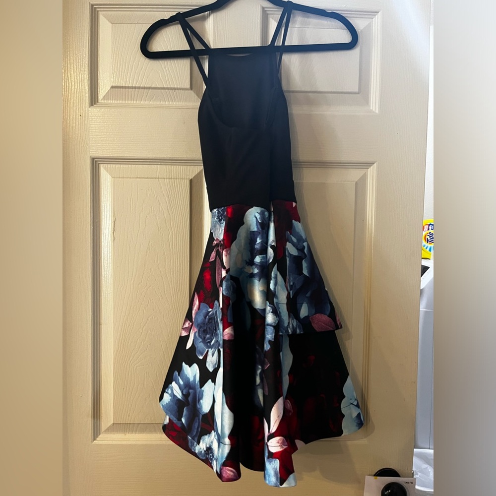 Speechless party dress - Picture 3 of 5